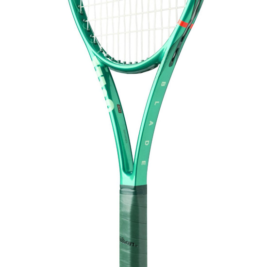 WILSON TENISA RAKETE BLADE 98S V10
