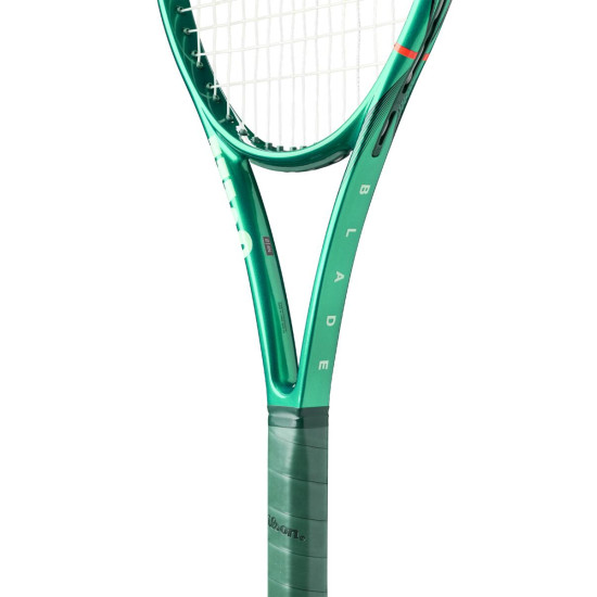 WILSON TENISA RAKETE BLADE 100UL V10